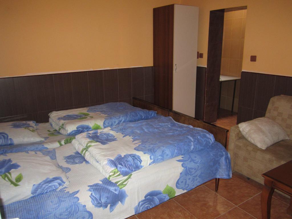 Guesthouse 97 In Batumi Exteriör bild